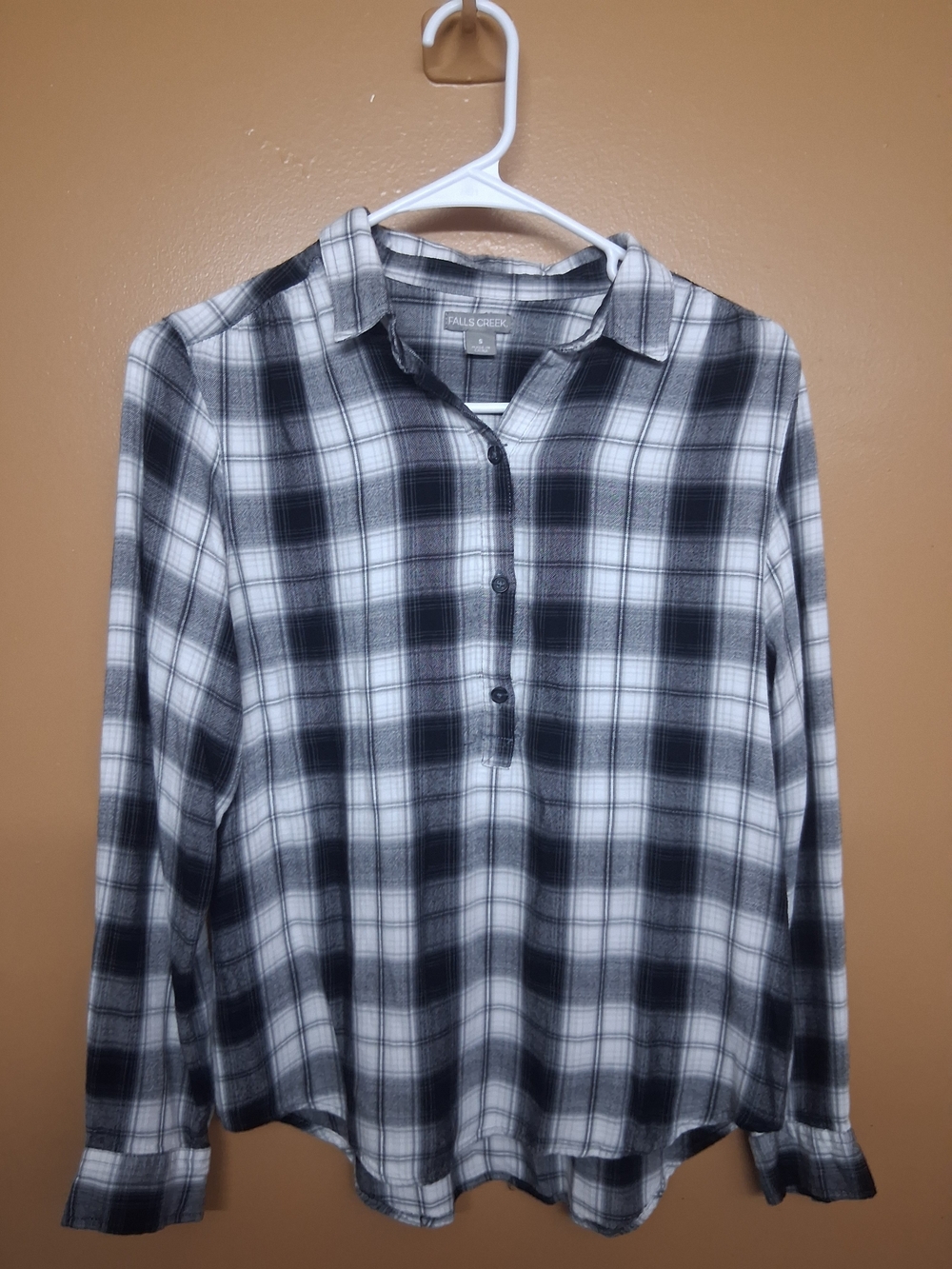 Falls Creek Men’s Black & White Plaid Button-Front Shirt